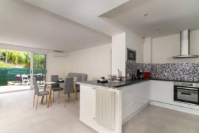 Appt moderne avec belle terrasse centre Cannes